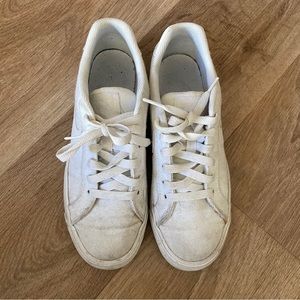 Nike Court Legacy Lows all white